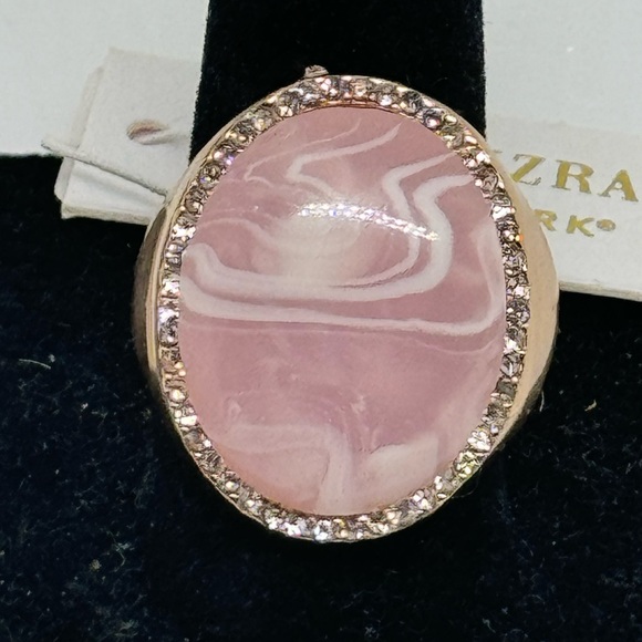 Isaac Mizrahi Pink Marble Statement Ring SZ 8 - Picture 2 of 10